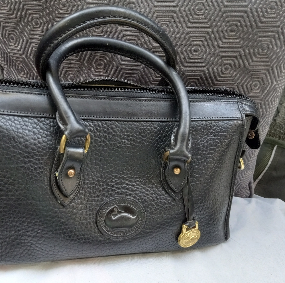 Dooney & Bourke